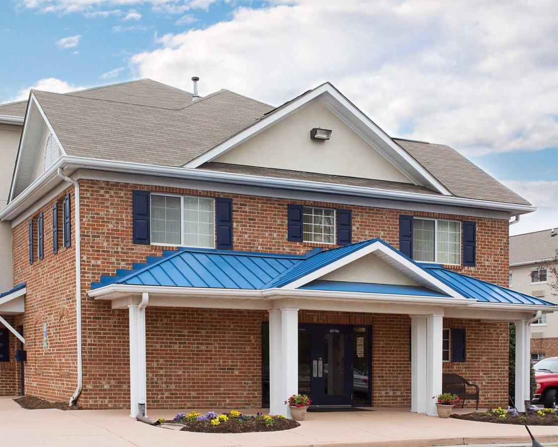 Motel 6-Richmond, Va - I-64 West เฮนริโค ภายนอก รูปภาพ