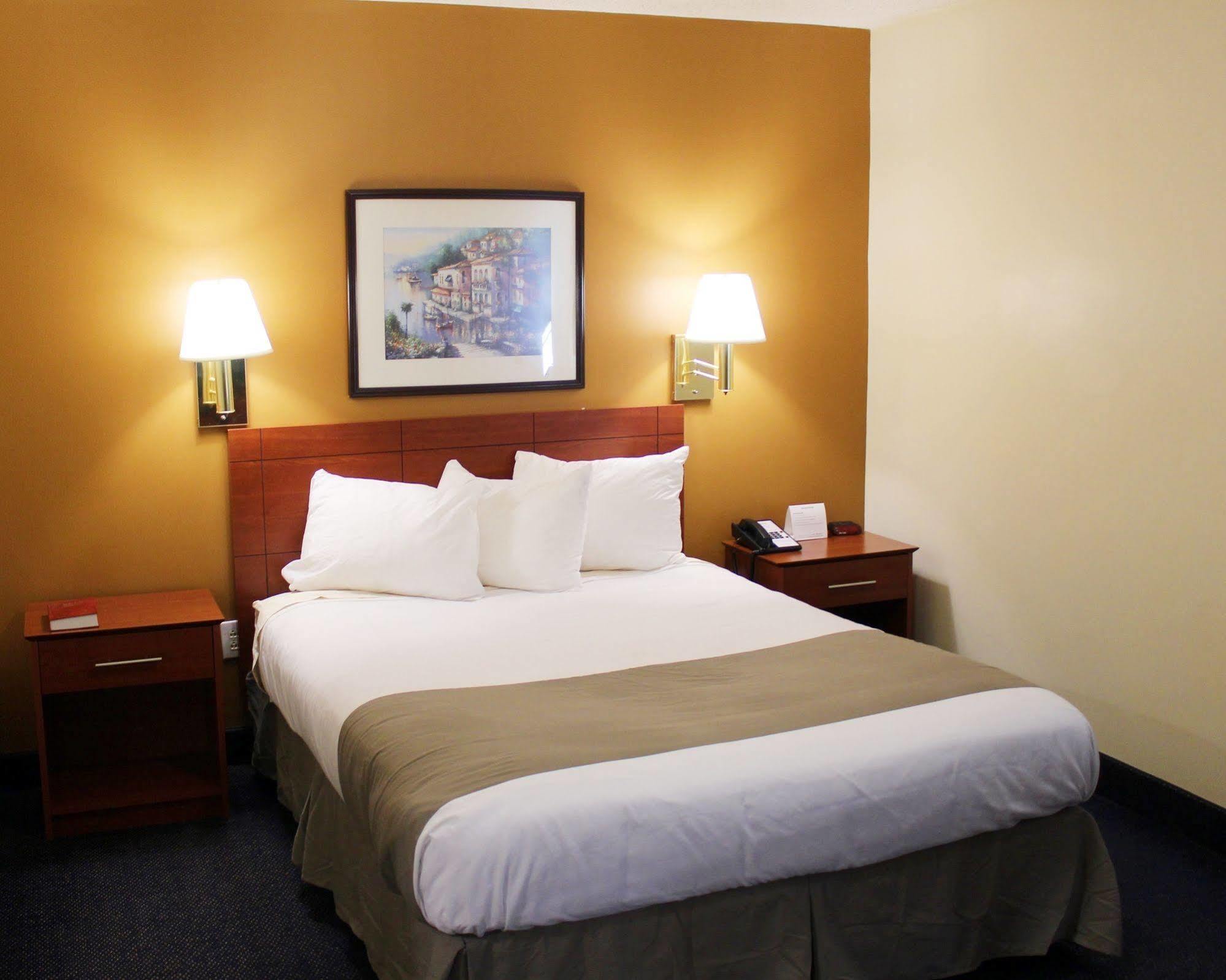 Motel 6-Richmond, Va - I-64 West เฮนริโค ภายนอก รูปภาพ