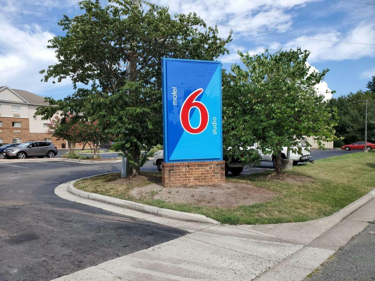 Motel 6-Richmond, Va - I-64 West เฮนริโค ภายนอก รูปภาพ
